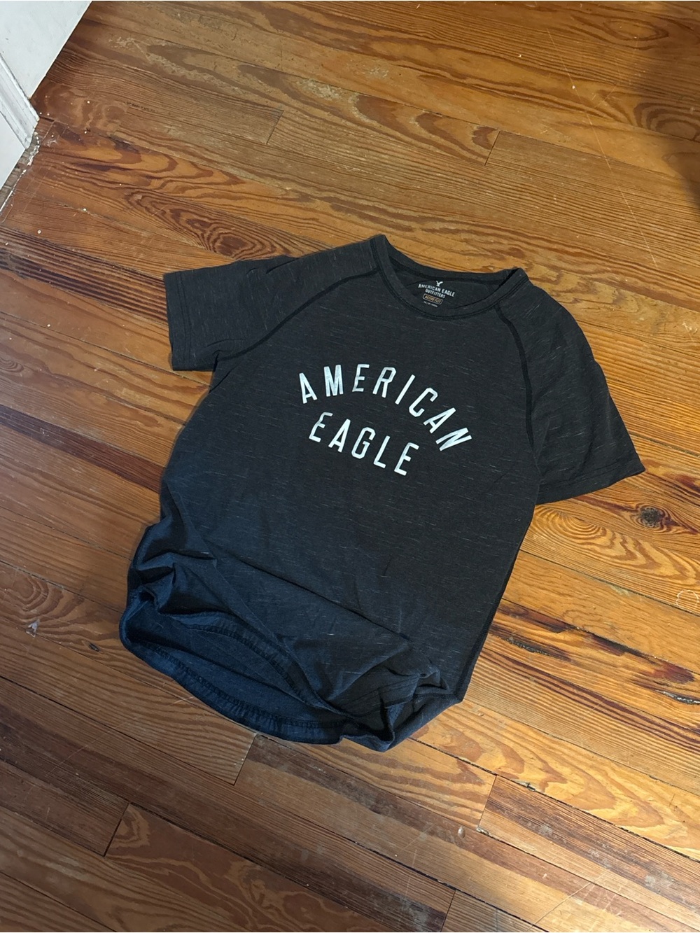Vintage American Eagle Outfitters Black Tee